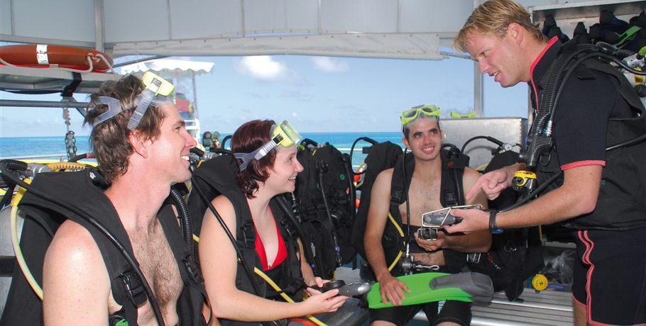 Cruise Whitsundays Great Barrier Reef Adventures 6 Cruise Whitsundays Great Barrier Reef Adventures - Image 6