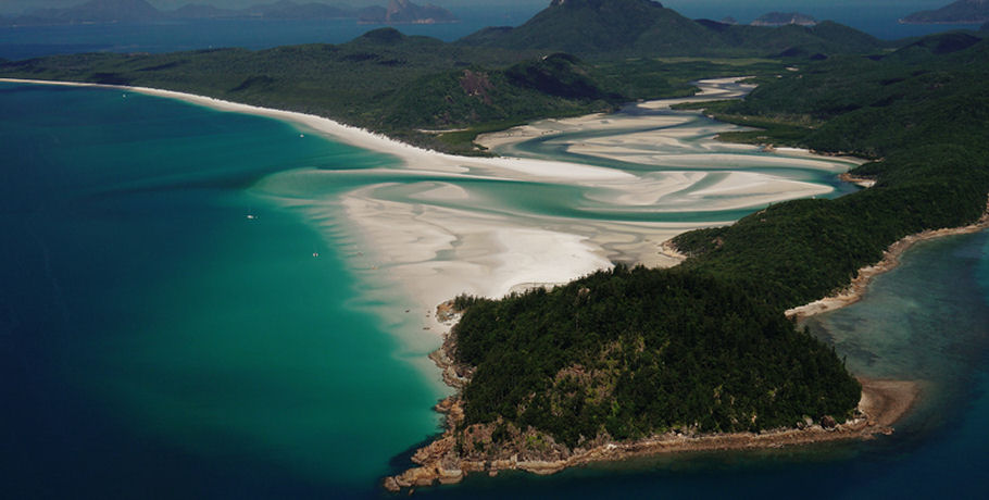 GSL Whitsundays Reef & Island Scenic Flight 17 GSL Whitsundays Reef & Island Scenic Flight - Image 17
