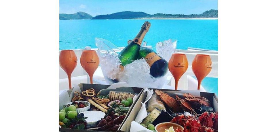 Reef and Whitehaven Landing Heli Tour 20 Reef and Whitehaven Landing Heli Tour - Image 20